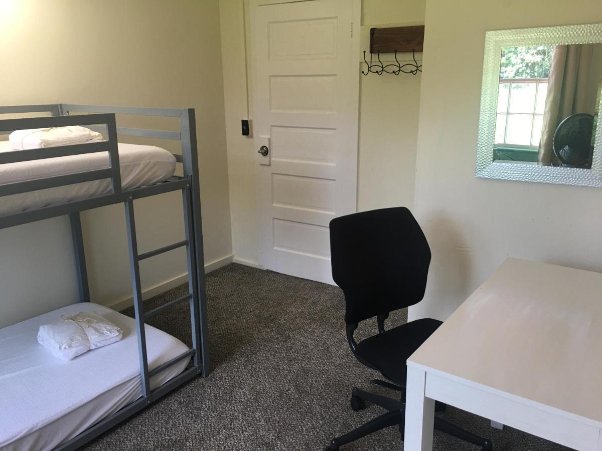 Pahoa Village Hostel Екстер'єр фото